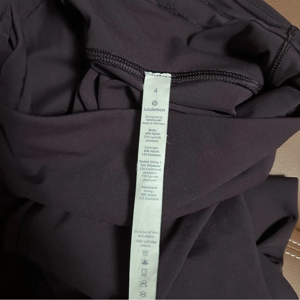 Lululemon Motionful 7/8 Tight 25” Black Cherry plum purple zip pocket mesh - Image 8