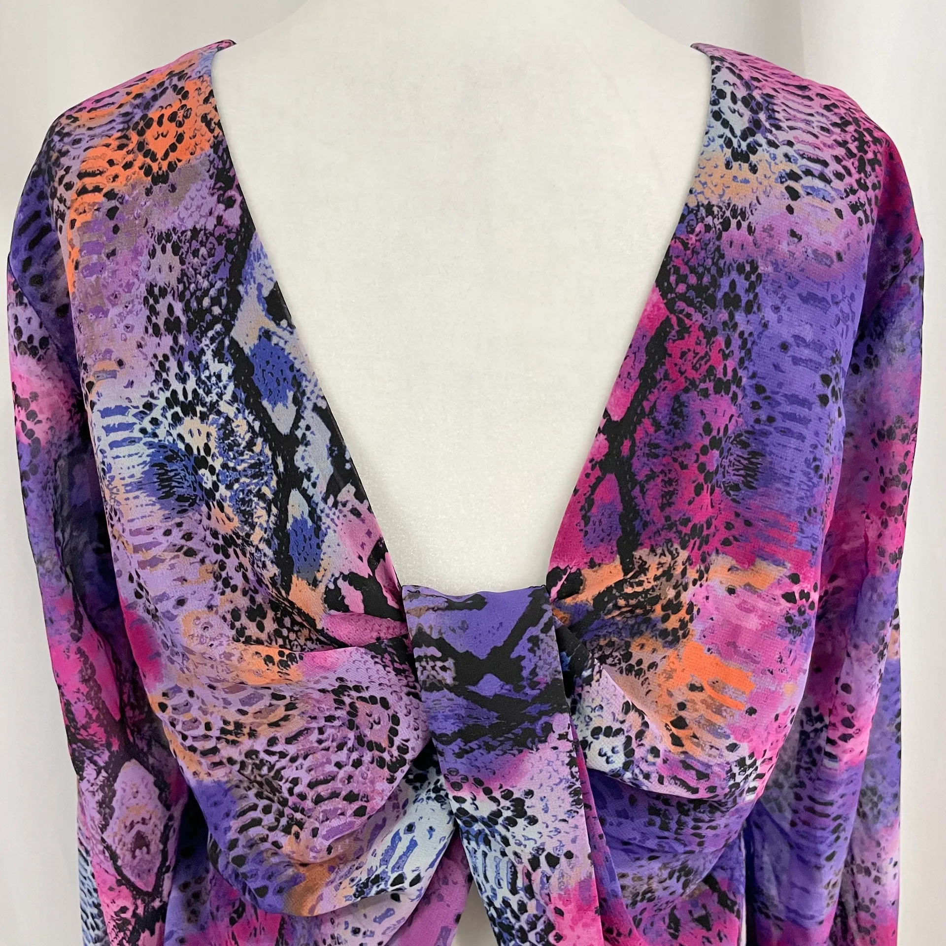 New  Snake Print Twist Back Top Long Sleeve Blouse Multicolor - Image 13