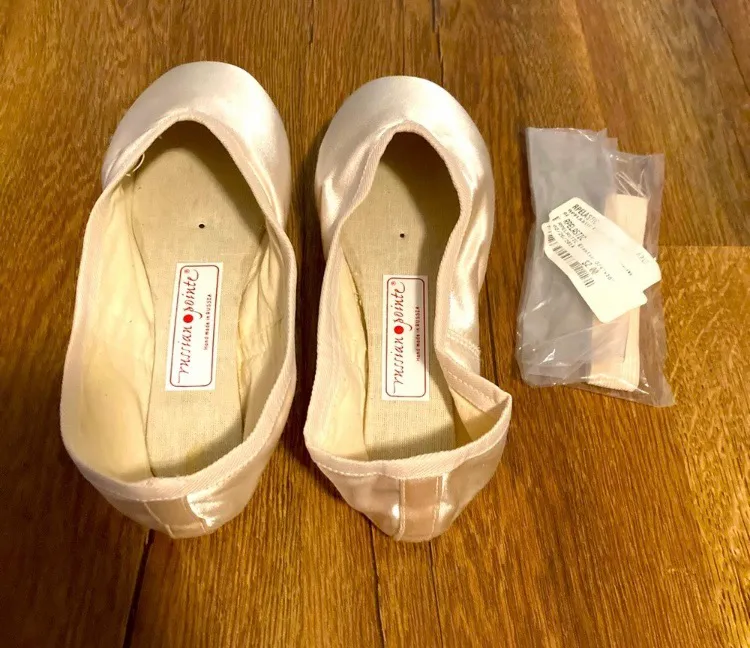 Russian Pointe Ballet Pointe Shoes Size US 9.5 W3 V2 FH - Image 3