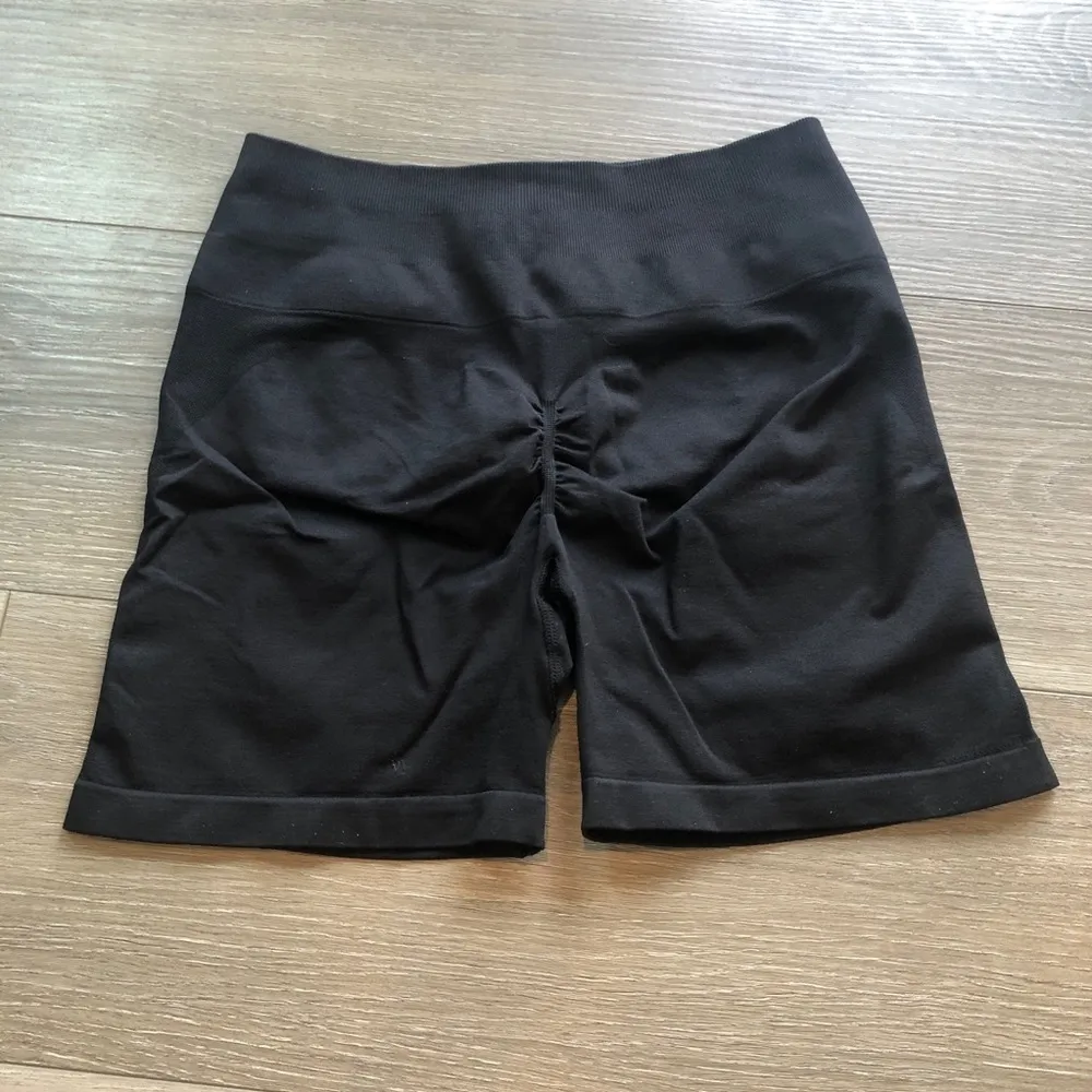 Black Amazon High Waisted Seamless Compression Athletic Shorts Womens Size Large - Image 7