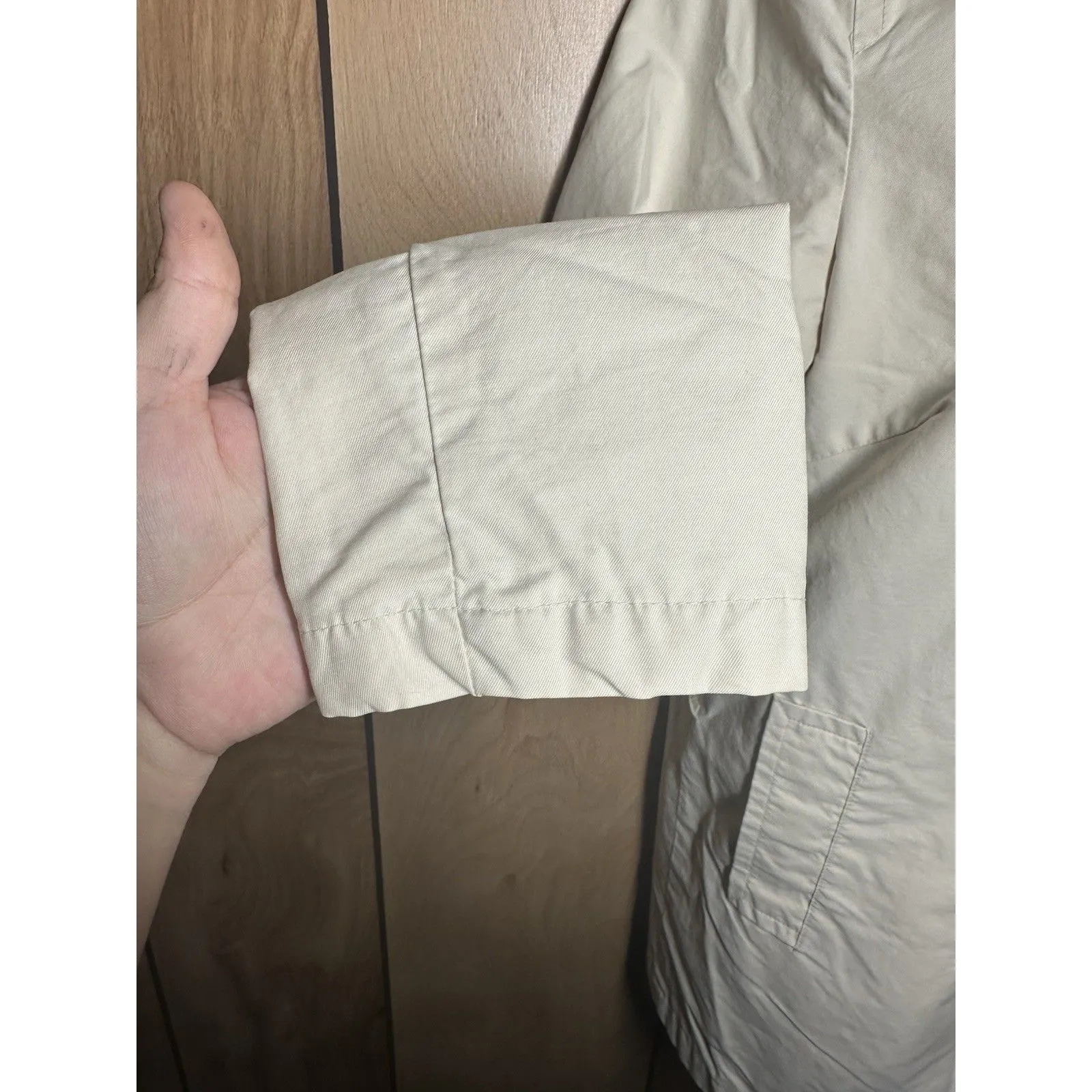 Old Navy women’s trenchcoat size small - Image 3