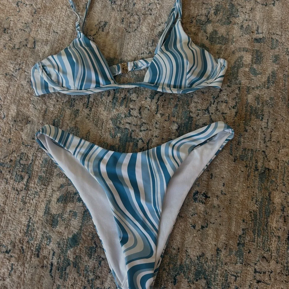 Blue and White Striped Bikini - Image 2