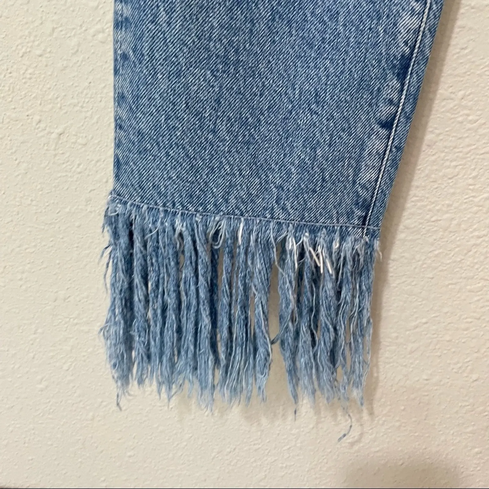 3X1 Light Wash Straight Leg Fringe Ankle High Rise Jeans  Womens 25 Blue Denim - Image 4