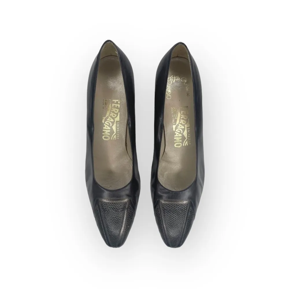 Vintage: Ferragamo x SFA ❀ Inset Croc Embossed Kitten Heel Pumps ❀ Slate Leather - Image 8