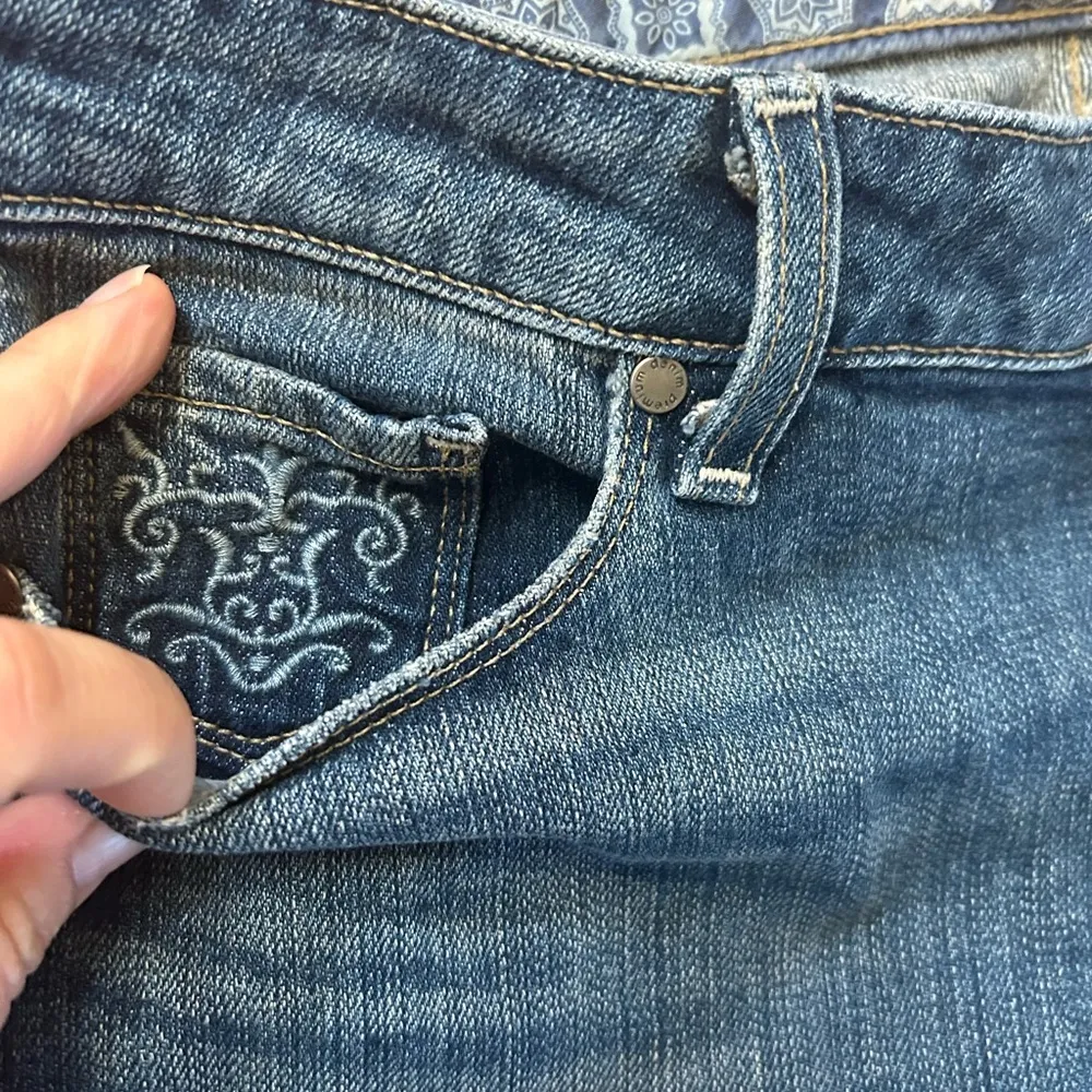 Like new Paige premium denim bootcut 31 - Image 2