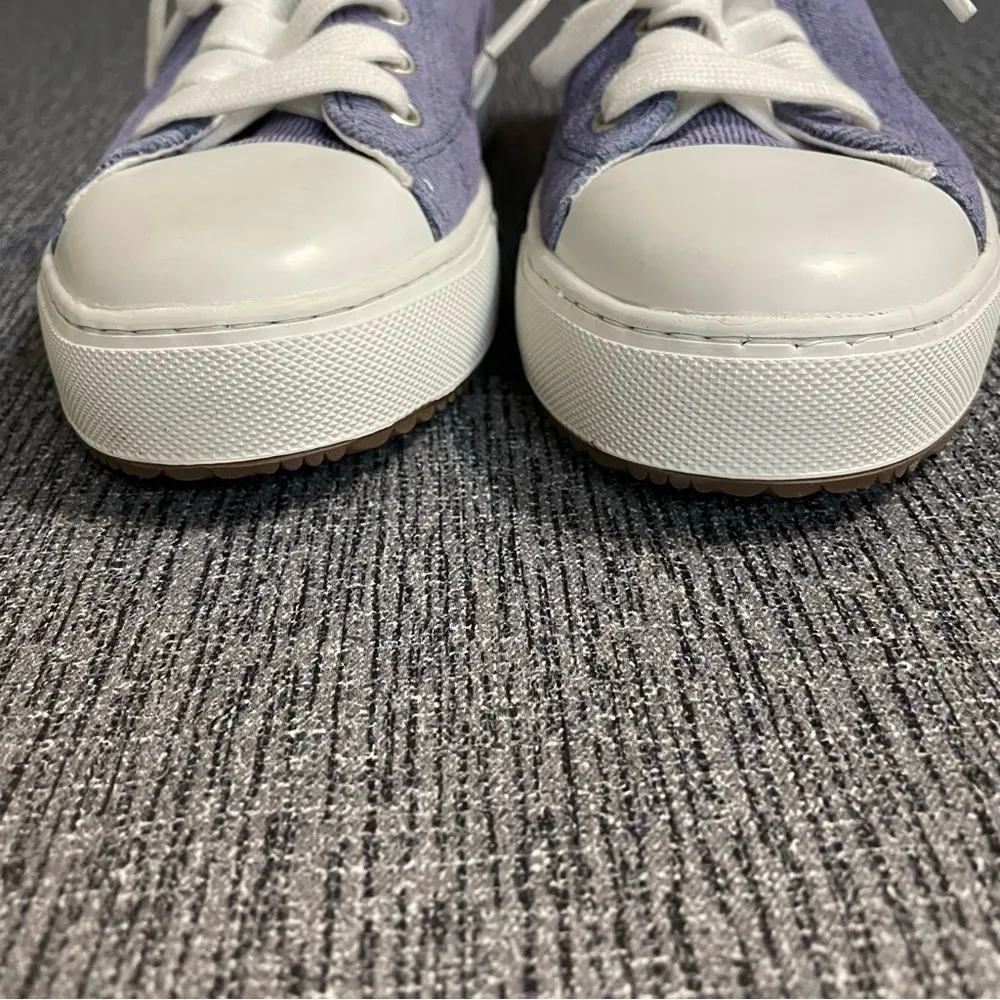 Marc Fisher Women’s Cady2 Sneakers - Image 9