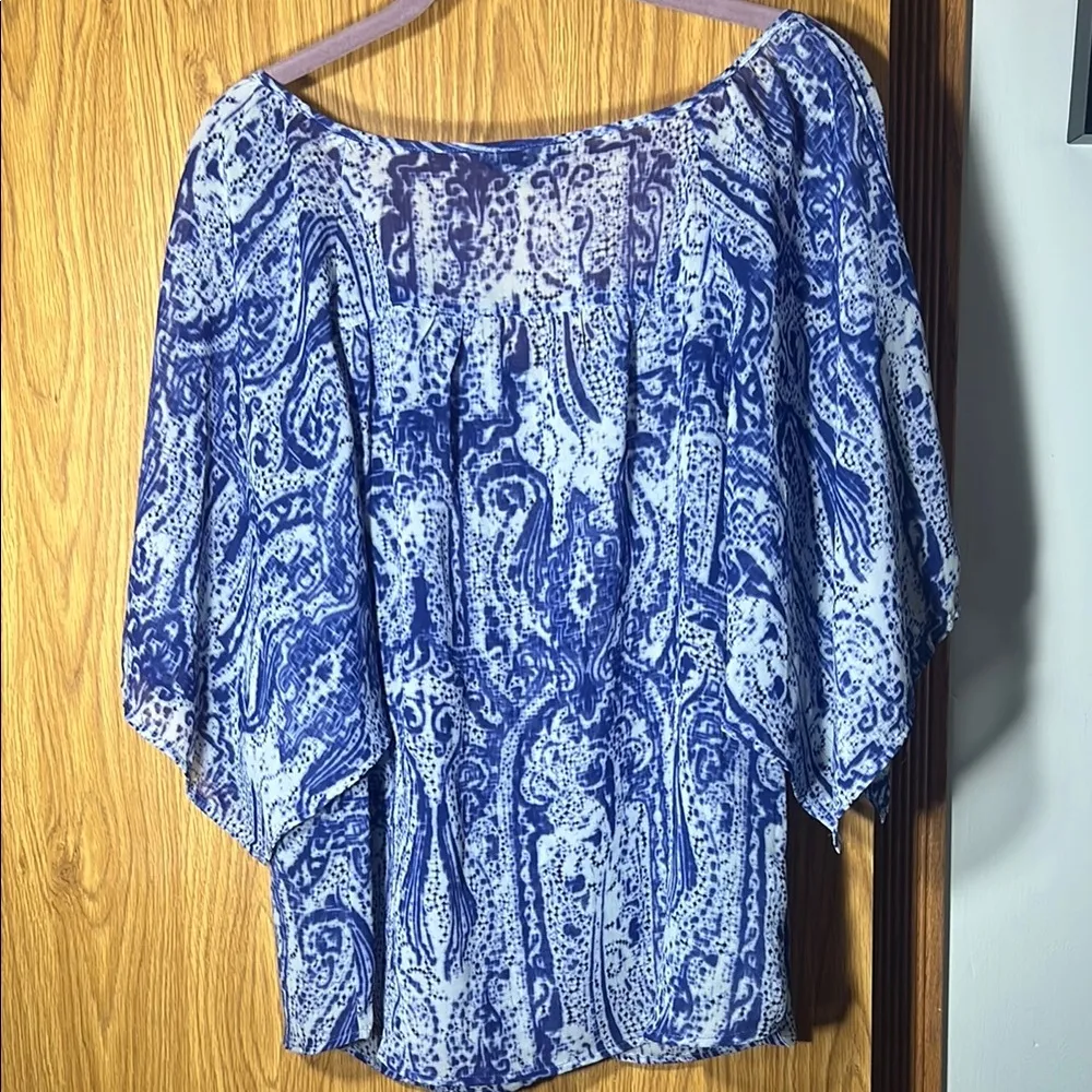 Blue Patterned Women's Top - Image 4