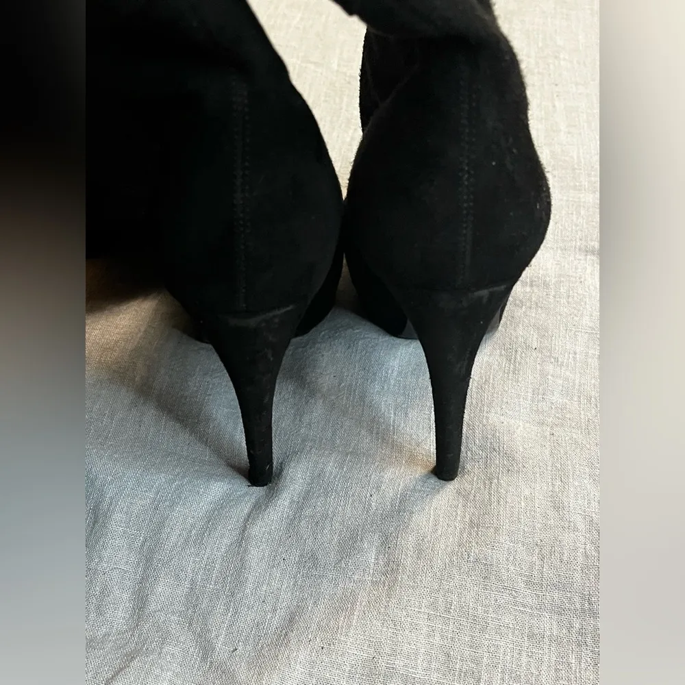 Alexander McQueen Black Suede Knee High Boots - Image 8