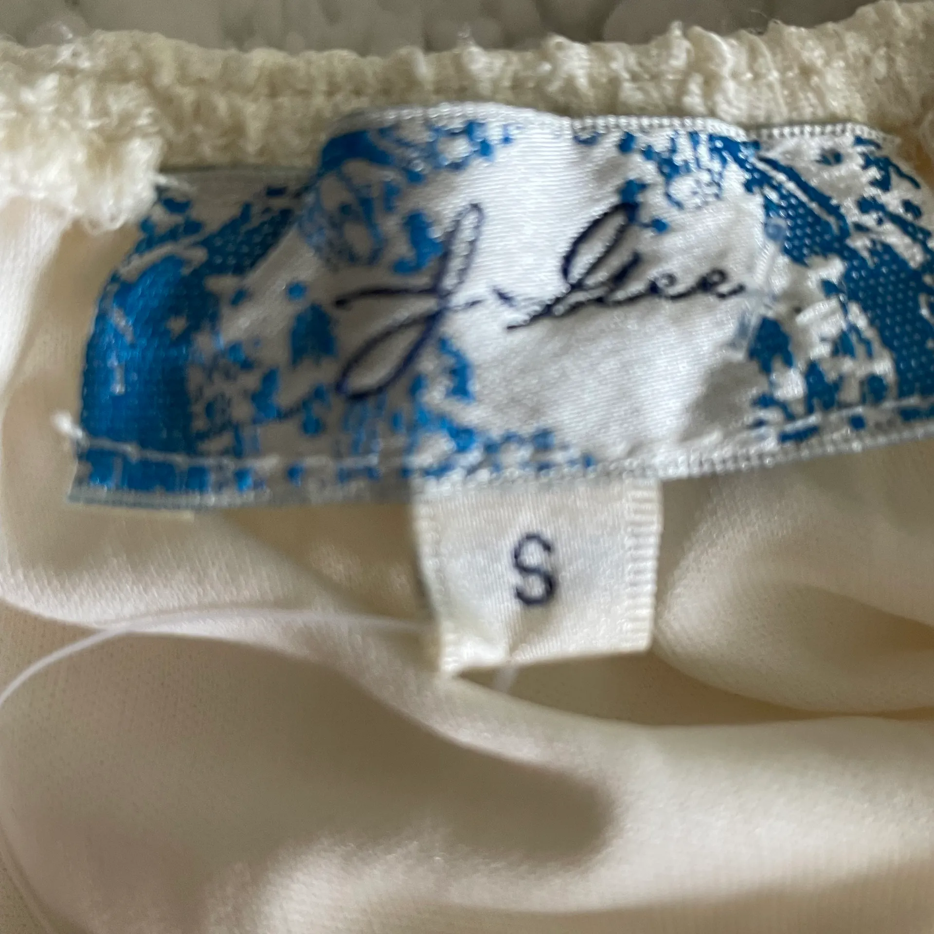 NWT Ivory Lace BoHo Off Shoulder Dress Small - Image 5