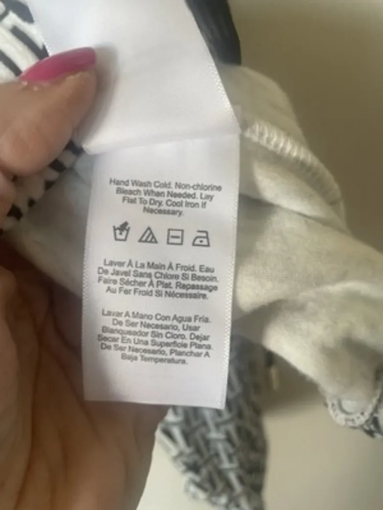 Women’s Halston Hoodie White Black H Logo Cozy Soft Casual Size M Size M - Image 9