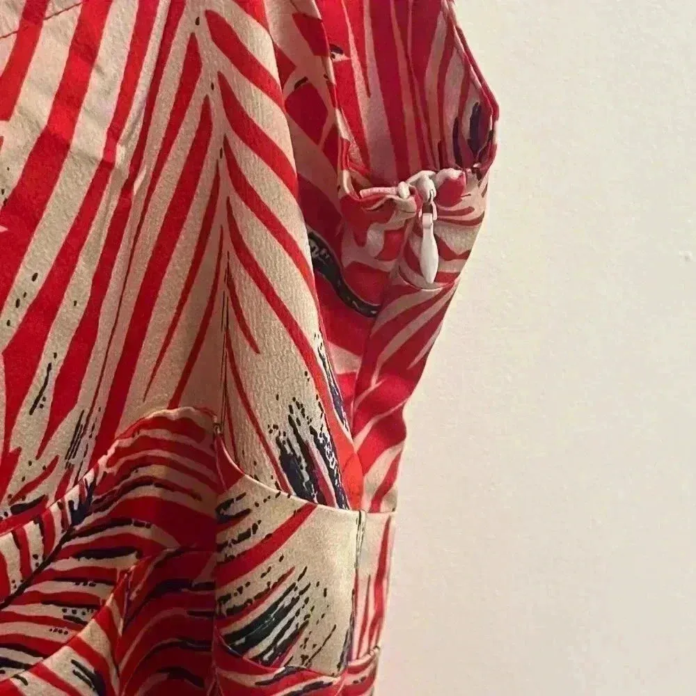 NWT Cupshe Red Palm Print Dress - Image 6