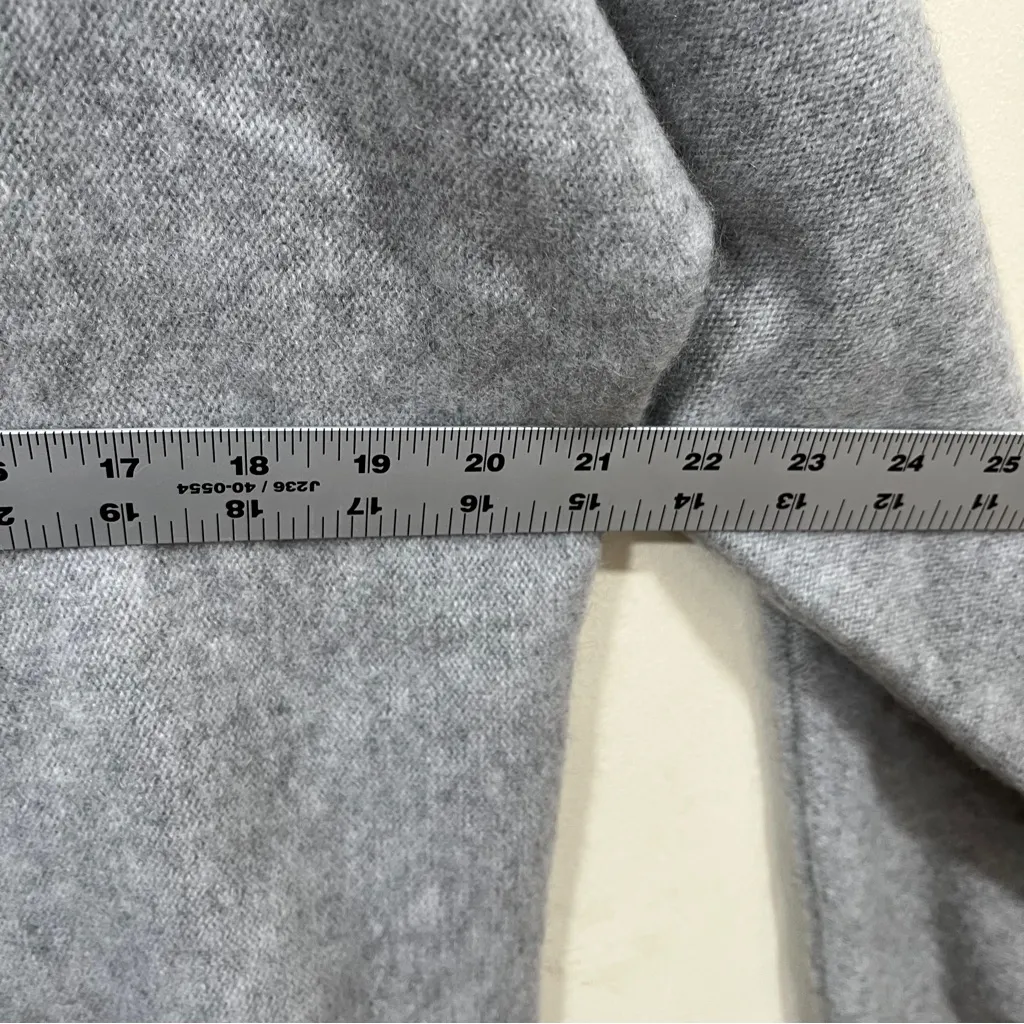 NWT VINCE Stone Grey Cashmere Boxy Turtleneck Sweater small 100% cashmere - Image 6