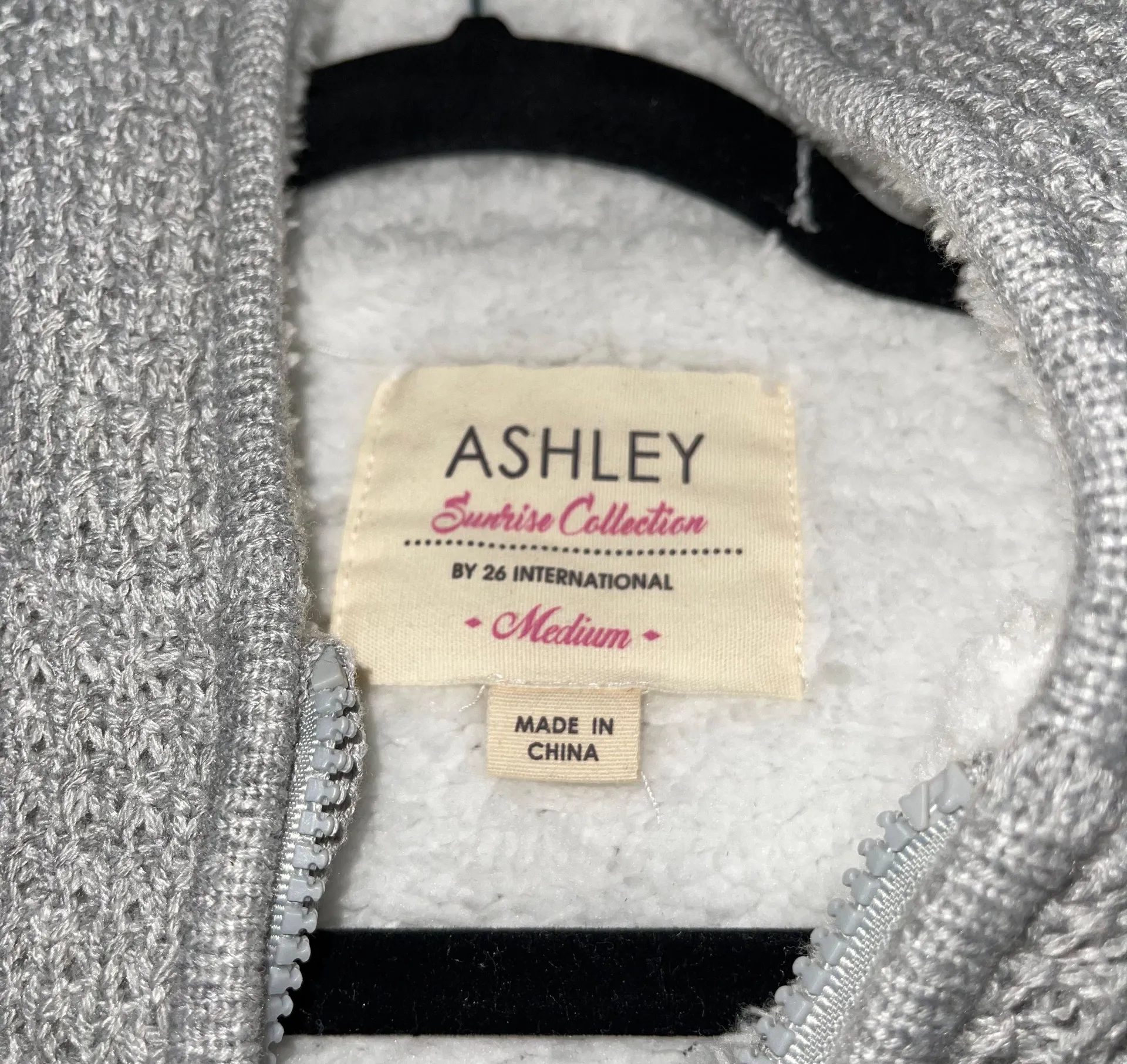 international sherpa lined jacket - Image 3