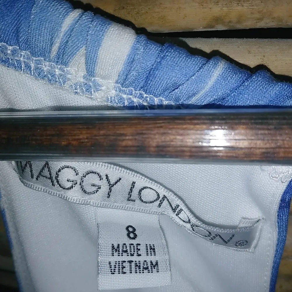 Maggy London 8 Blue White Athletic Dress - Image 6