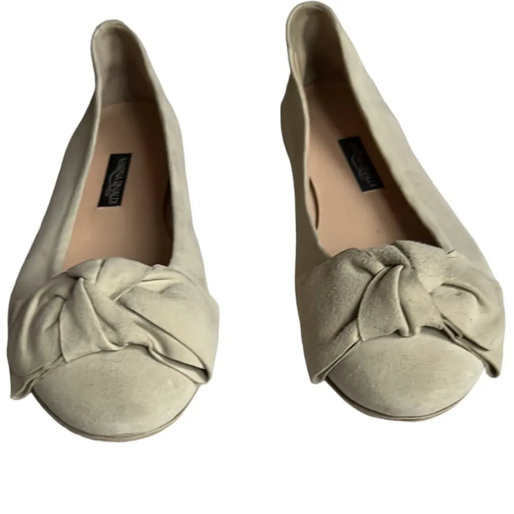 Marina Rinaldi Lenetta Beige/Cream Bow Suede Ballet Flats New without Box Size 9 Tan - Image 6