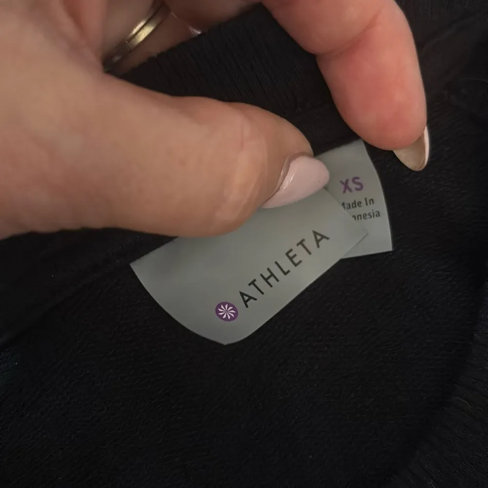 Black criss cross Sweater XS - Image 6