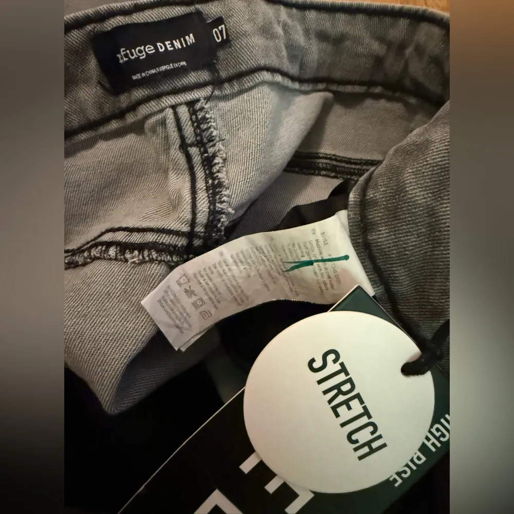 Wide Leg high waist stretchy Jeans in gray size 7 - Image 10