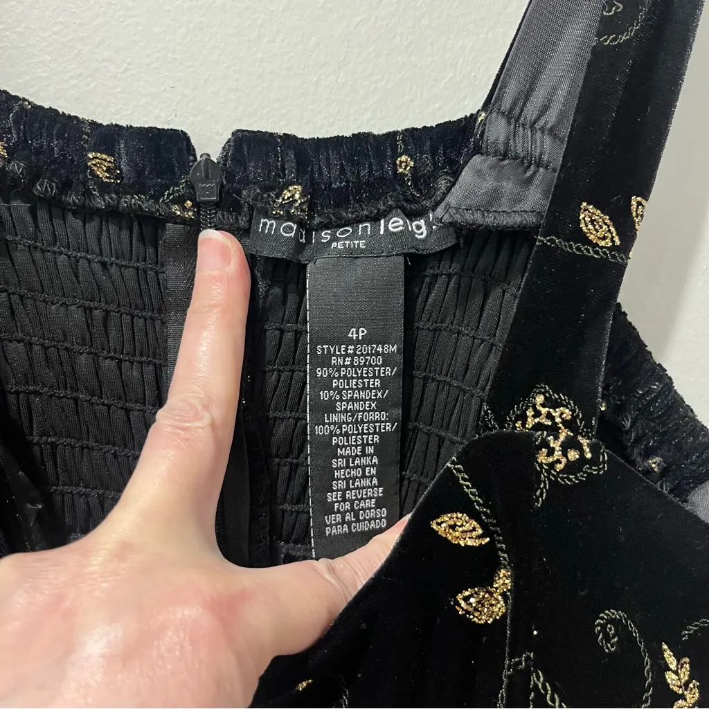 Vintage Madison Leigh BlackVelvet dress Midi 4 Petite Gold Embellishment Y2K - Image 4