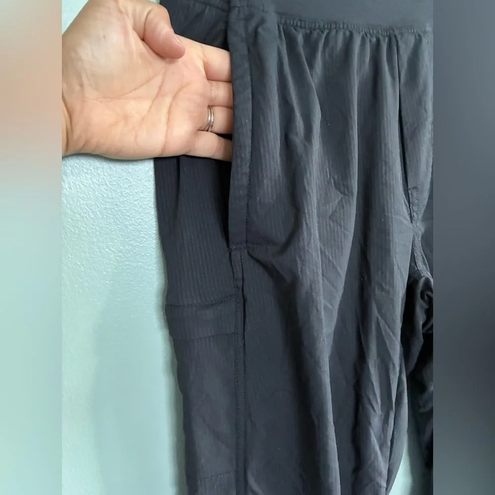 Lululemon Women’s Size M Black Dance Studio Pants Travel Everyday Drawstring - Image 4