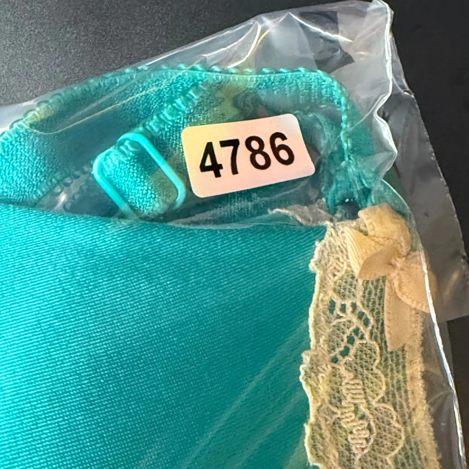 Green Victoria's Secret Lace Detail Push Up Bra Size 36B‎ - Image 11