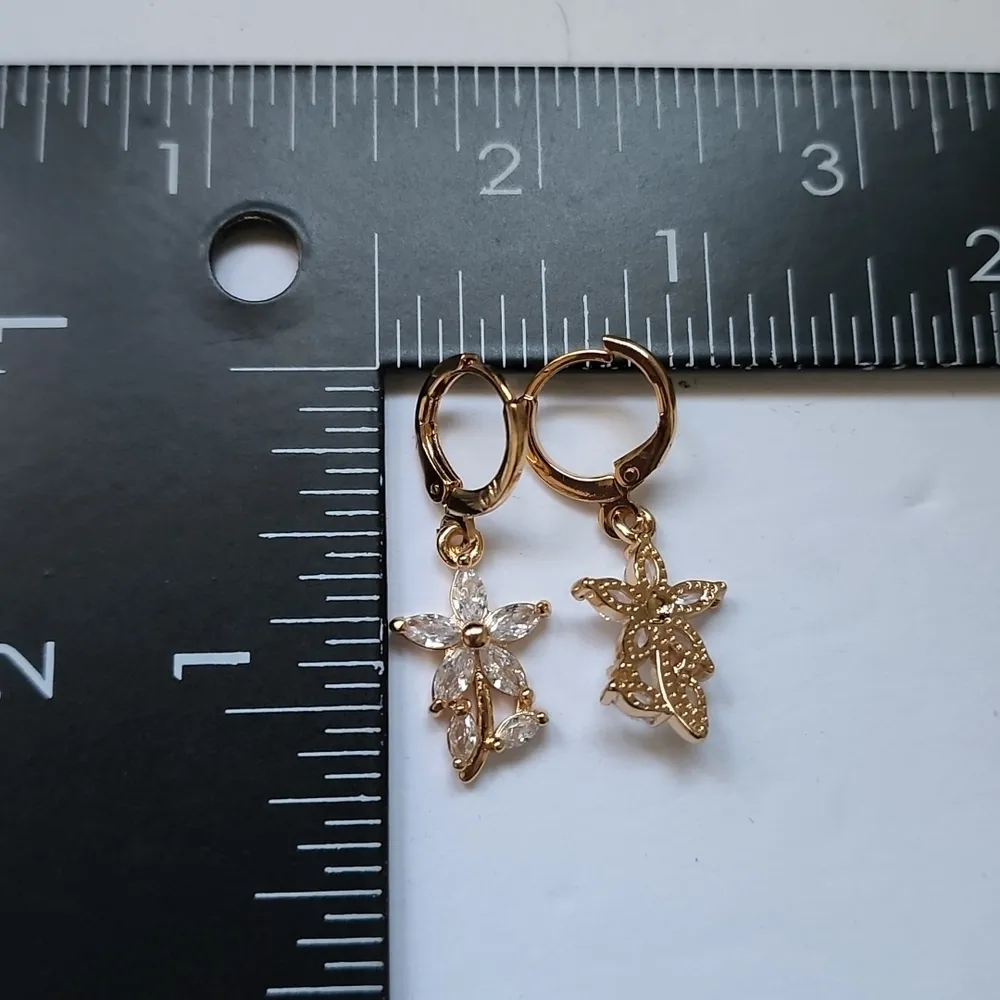 Gold with Clear Cubic Zirconia Flower Huggie Earrings - Image 4