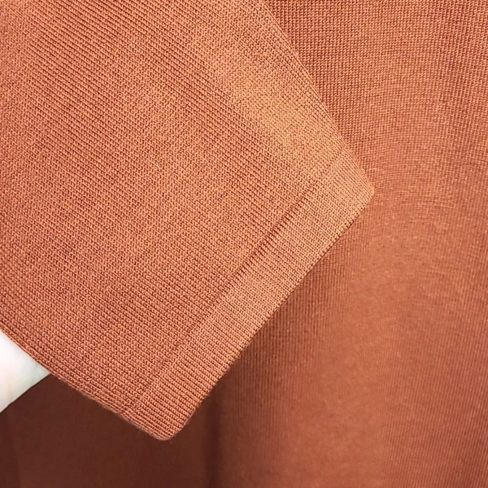 Neiman‎ Marcus Silk Blend V-Neck Terracotta Sweater - Image 4