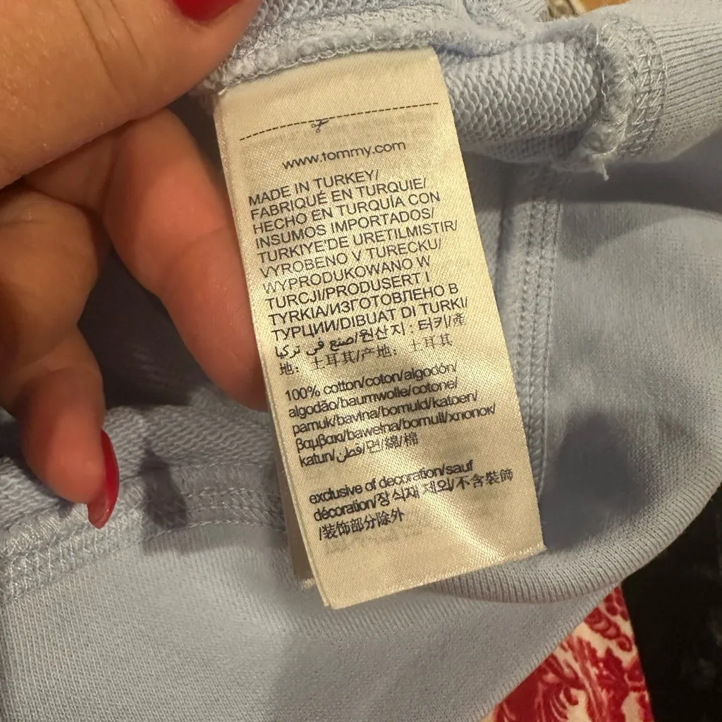 Tommy Hilfiger One Planet Earth Day Women's Blue Graphic Hoodie Size XXL - Image 7