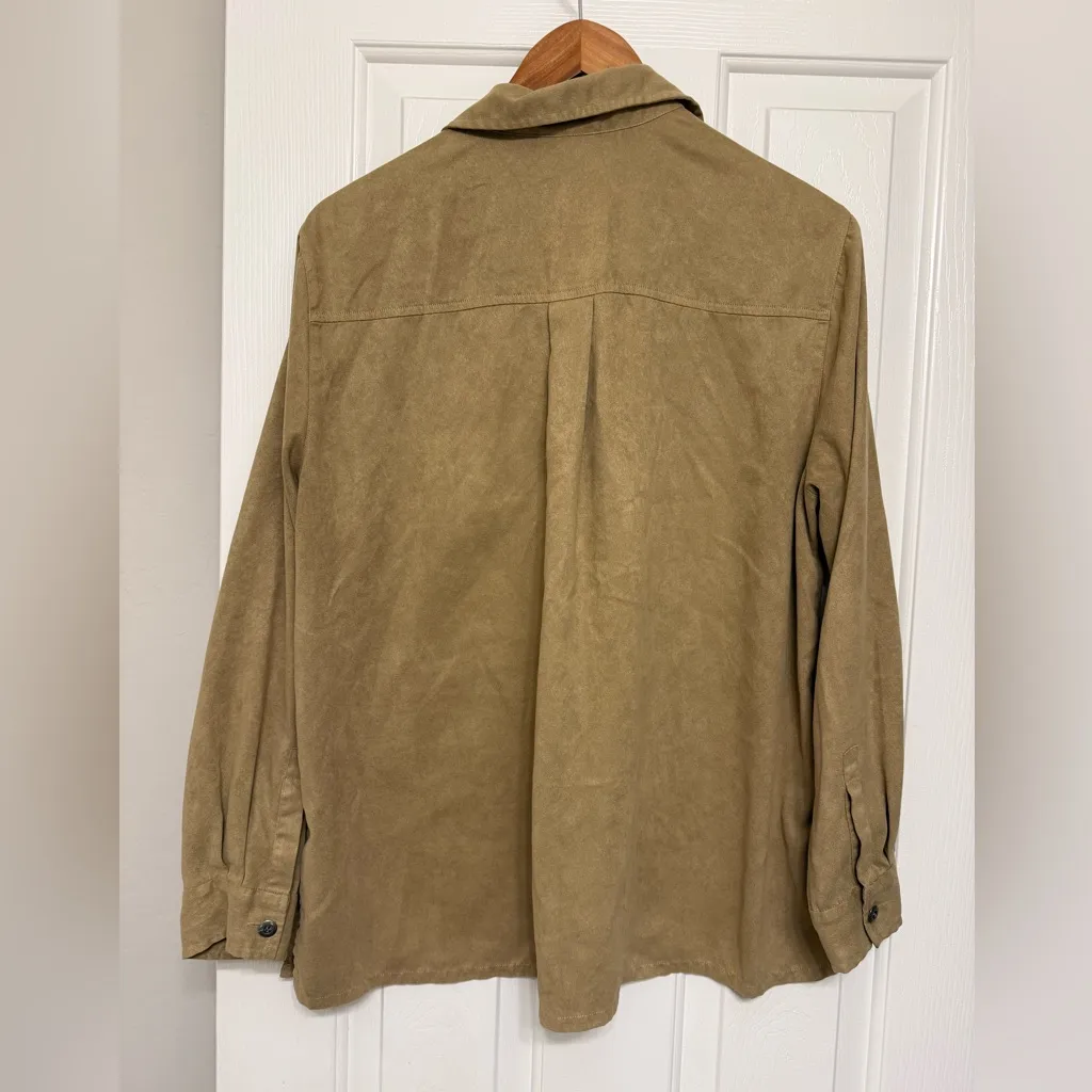 Chico's  Design Faux Suede Microfiber Button-Down Shirt Tan Size 2 Large - Image 2