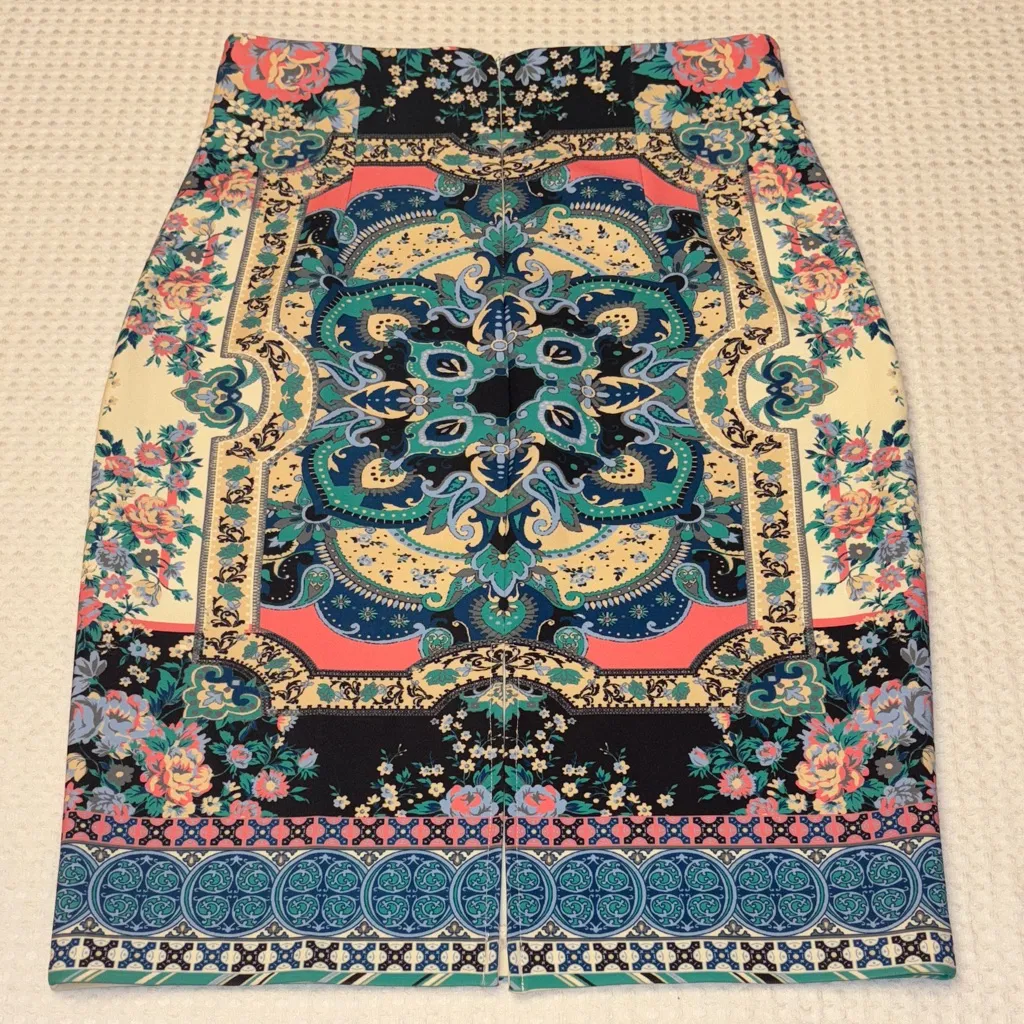 Champagne & Strawberry Floral Pencil Skirt Size Large Blue - Image 5