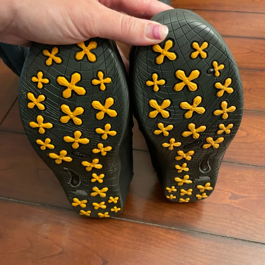 The North Face Down Filled Winter Boots‎ - Image 2