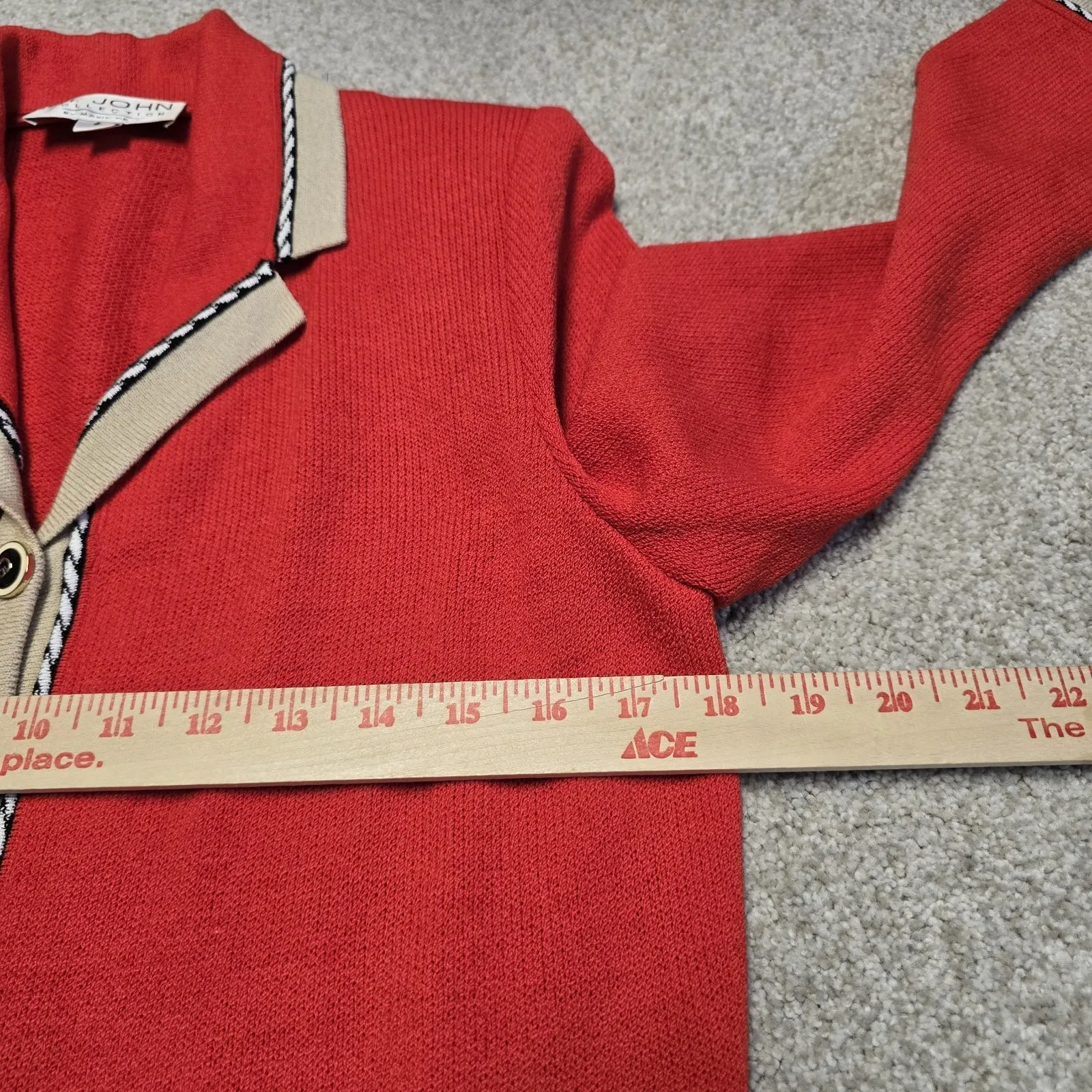 St. John‎ Collection by Marie Gray Red Knit Blazer Jacket Sz 6 Gold Button Flaw - Image 10