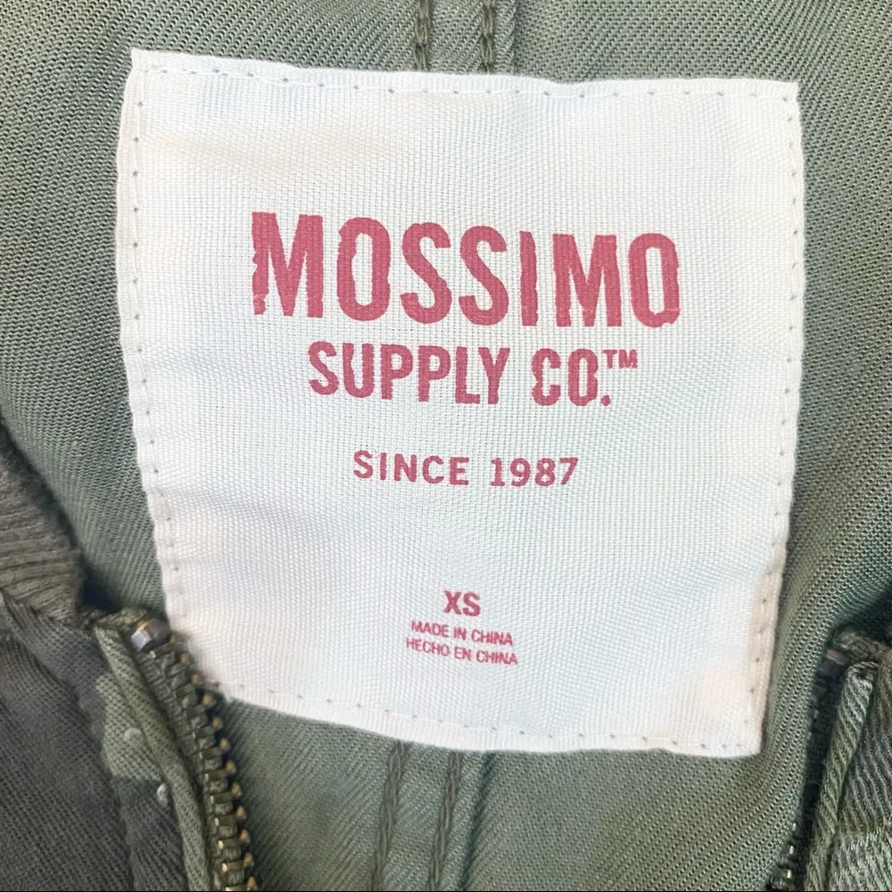Mossimo Army Green Camo Bomber Jacket Size XS - Image 7