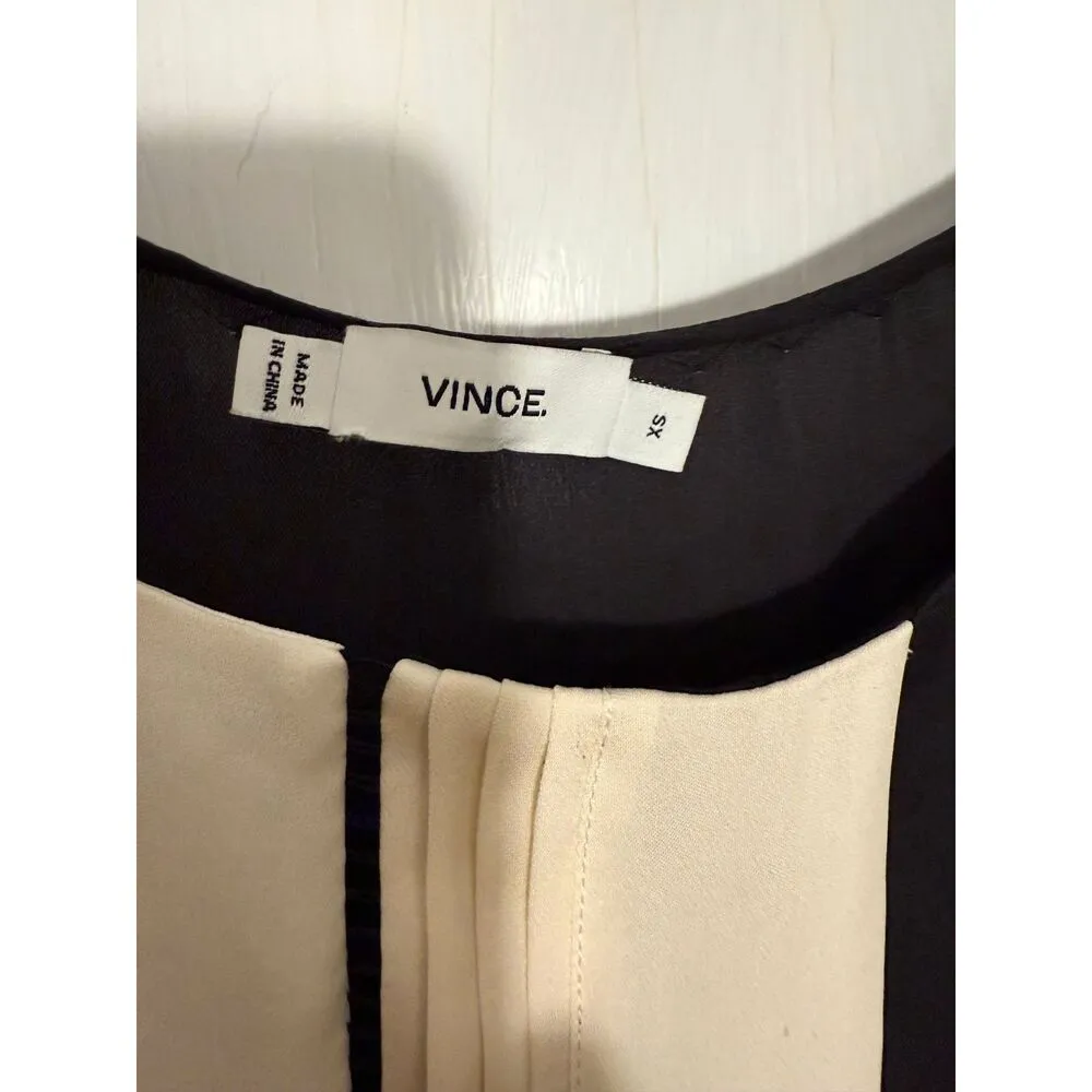 Vince. 100% Silk Black and Cream White Top - Image 5