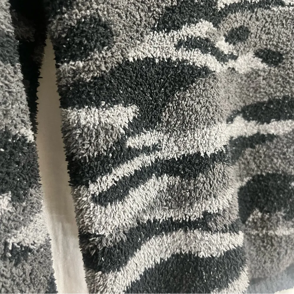 Barefoot Dreams CozyChic Seaside Crewneck Pullover Carbon Camo - Image 3