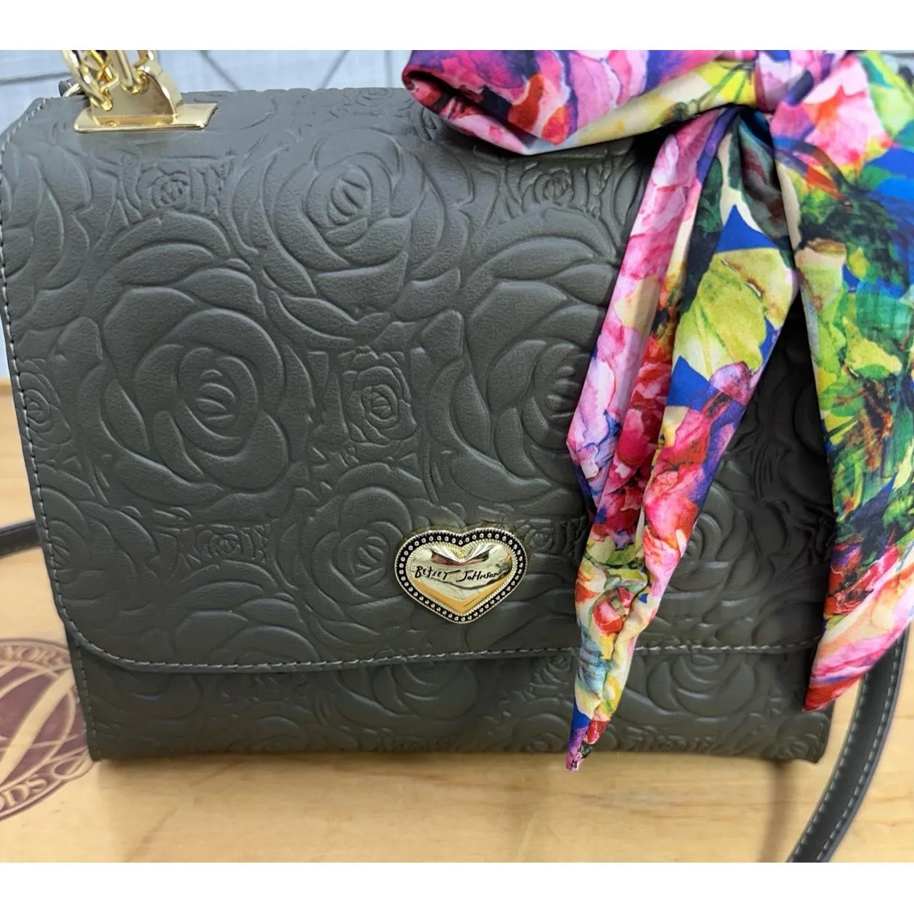 Betsey Johnson Tophandle Handbag Floral Embossed Detachable Strap Womens purse - Image 12