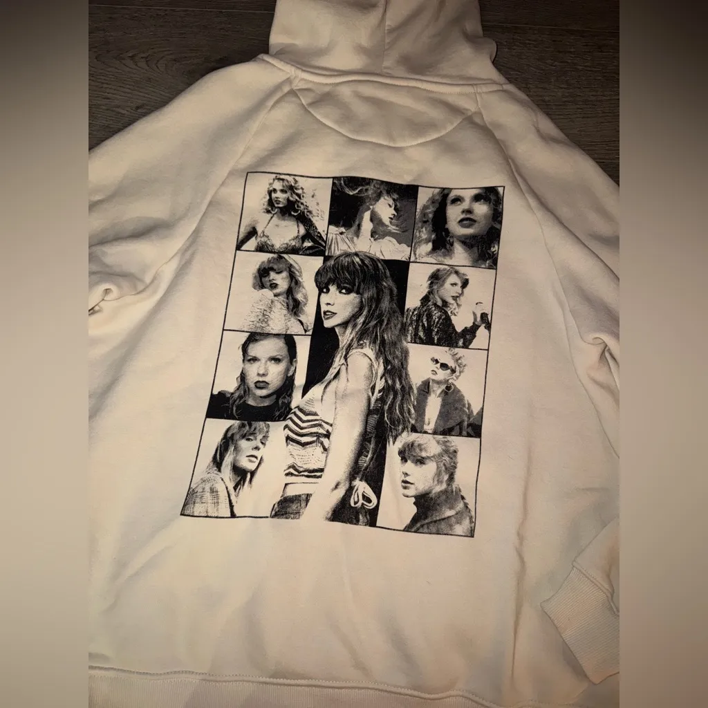 Taylor Swift 2024 The Eras Tour Official Cream Hoodie Sweater M - Image 3