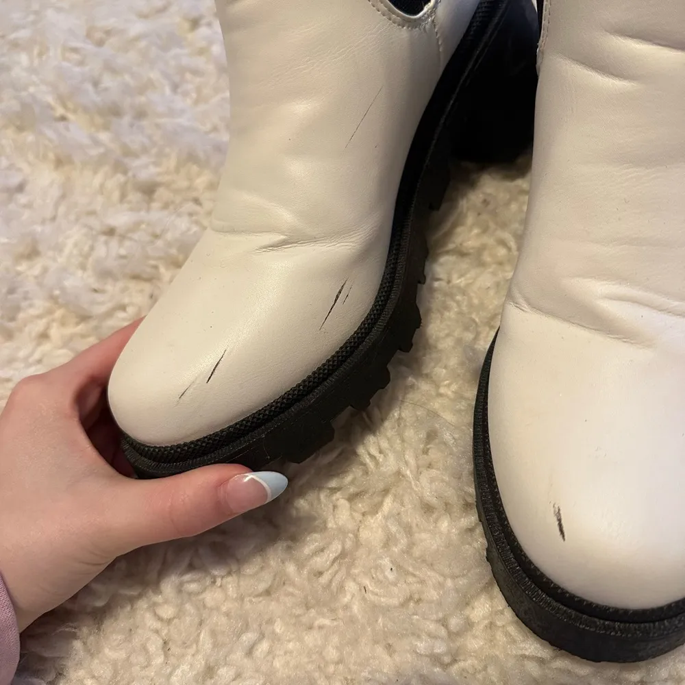 Forever 21  Boots - Image 4