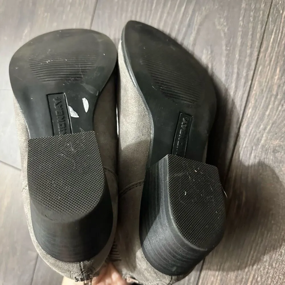 Union Bay Women’s 6.5 Harper Grey Boots Gray - Image 4