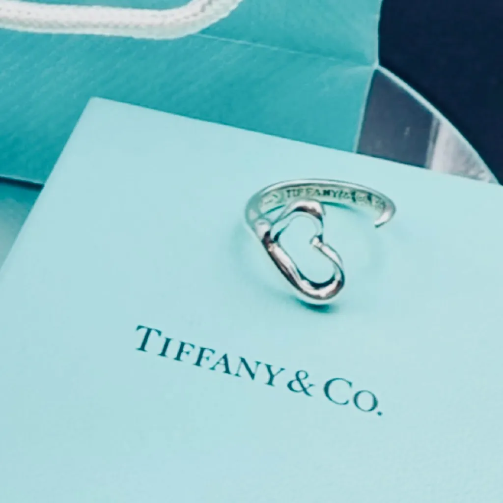 Vintage Tiffany & Co. Elsa Peretti Open Heart Ring Sterling Silver Size 7.75 - Image 4