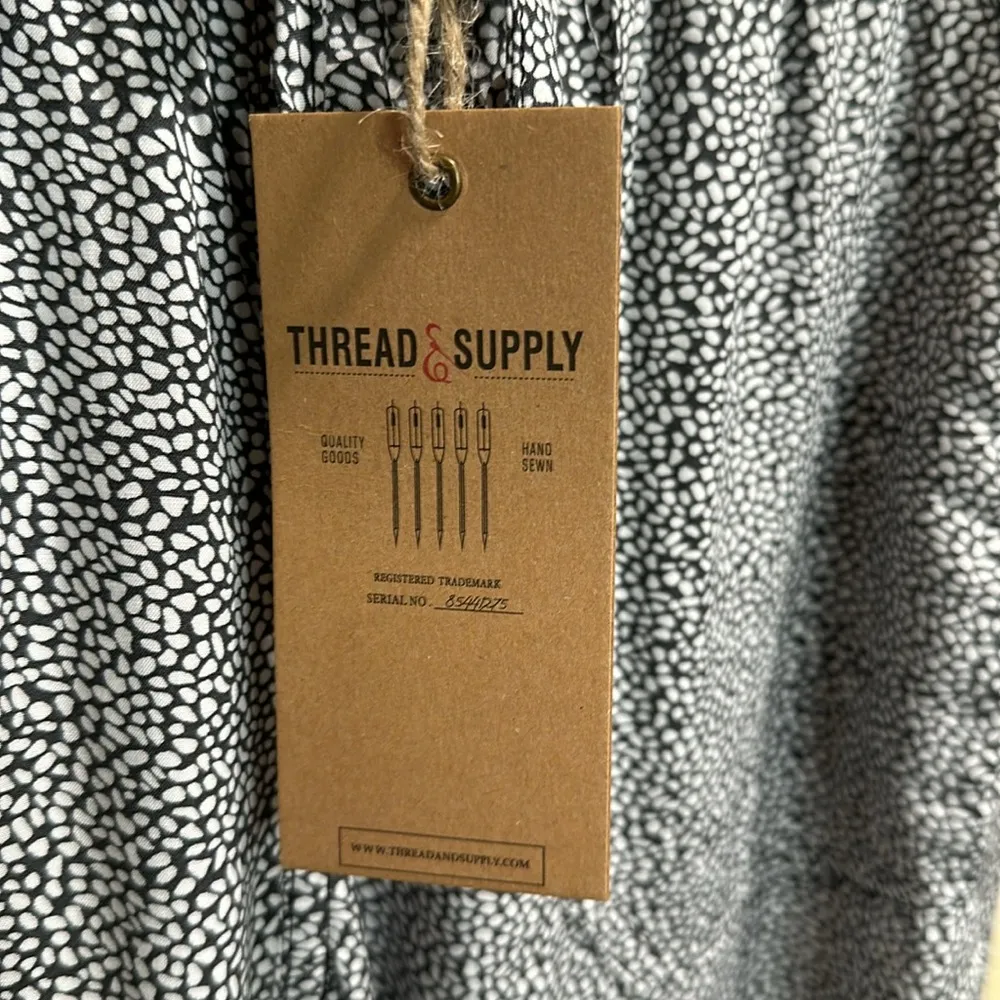 NWT size small Thread & Supply lounge pants with pockets Black - Image 2