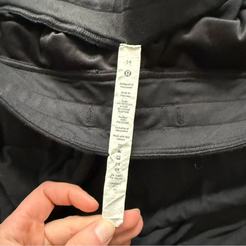 Lululemon Ready to Rulu Hi Rise Joggers 7/8 Length - Black size 14 - Image 6