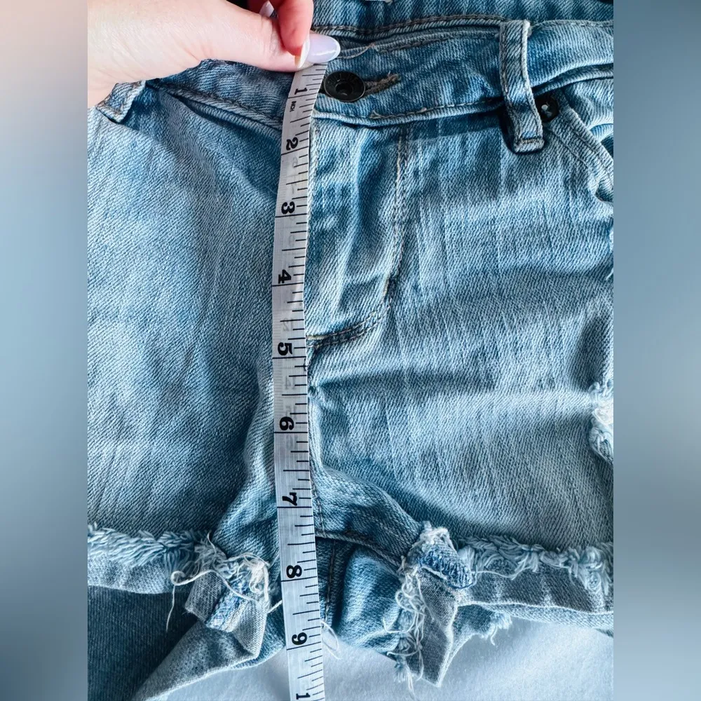 Bullhead Denim Co Ripped Destroyed Distressed Denim Jean Shorts | Size 7 Blue - Image 10