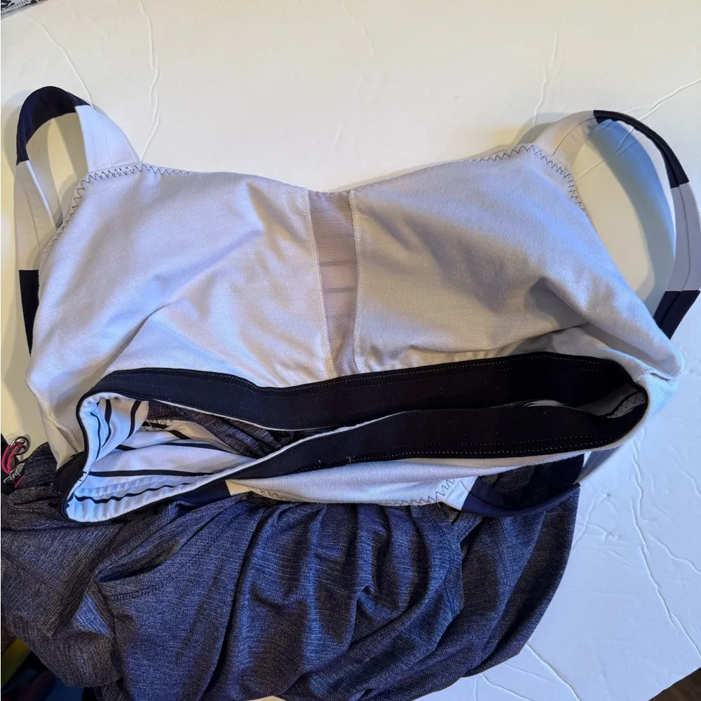 Lululemon Shirt Womens 8 Run Back On Track Tank Top Blue White Athletic - Image 9