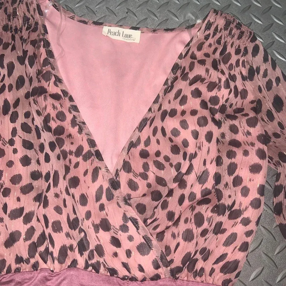 Peach love pink cheetah bodysuit casual classic fall party top blouse sparkle - Image 4