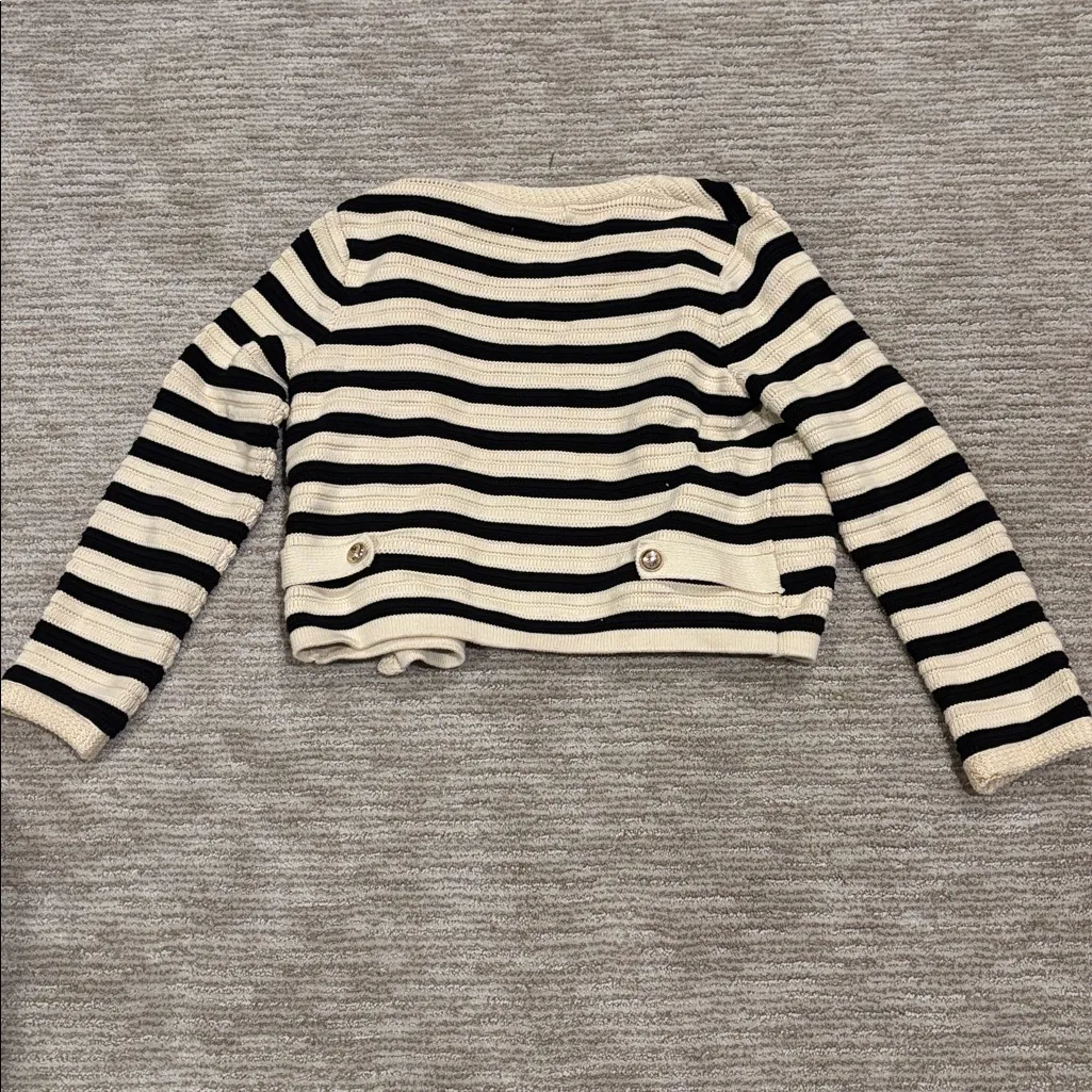 Massimo Dutti Black and Cream Striped Cardigan - Image 2
