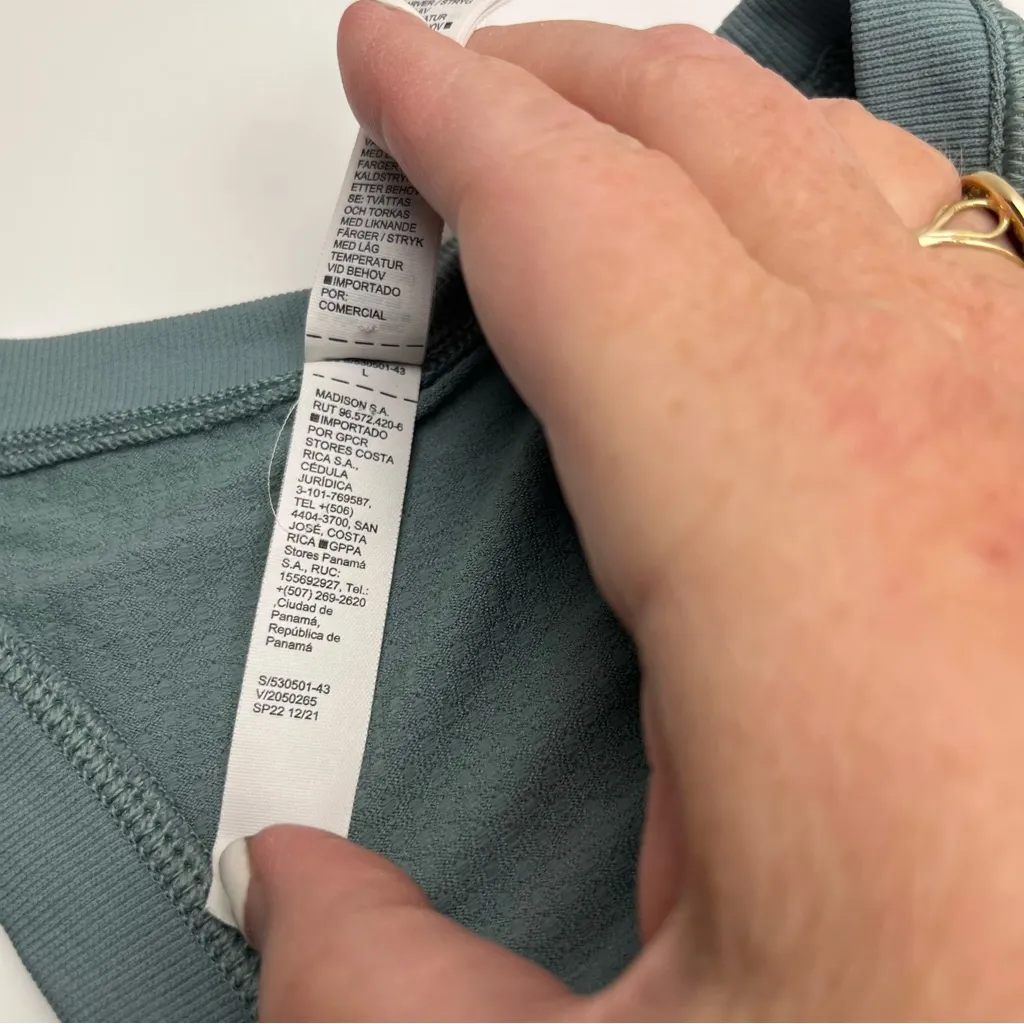 Athleta‎ Athletic Tank Tops Womens Size Large Green Pink Stretch Outdoor *FLAW - Image 4