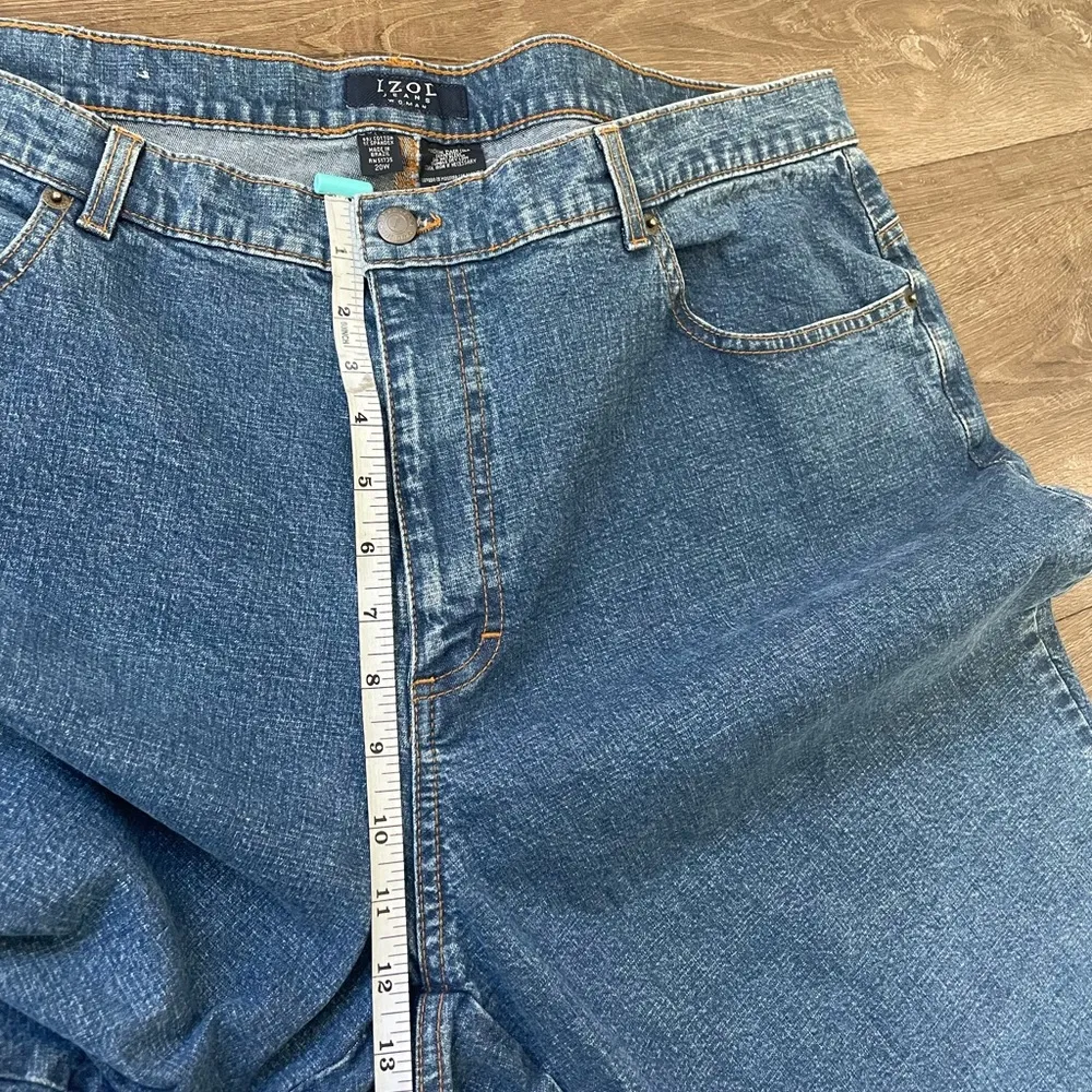 IZOD Straight Leg Medium Wash Denim Jeans ~ High Rise ~ Women’s Size 20W - Image 7