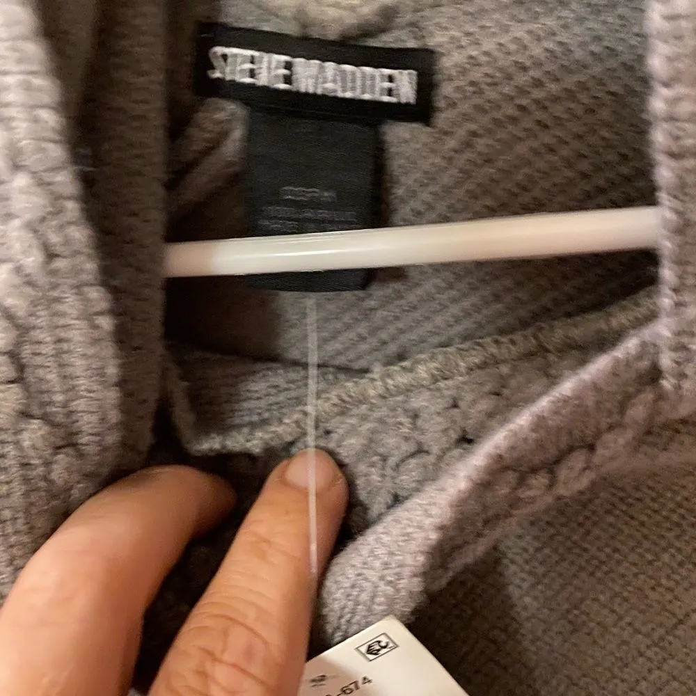 Steve Madden 𝅺 poncho - Image 3