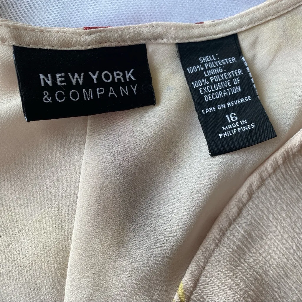 New York & Company Floral Cocktail Dress Size 16
Pre - Image 4