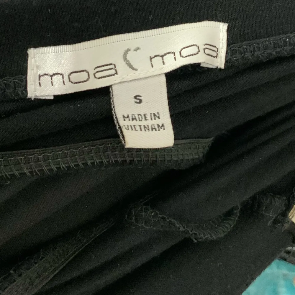 Moa Moa Black Beaded Halter Top Size Small - Image 5